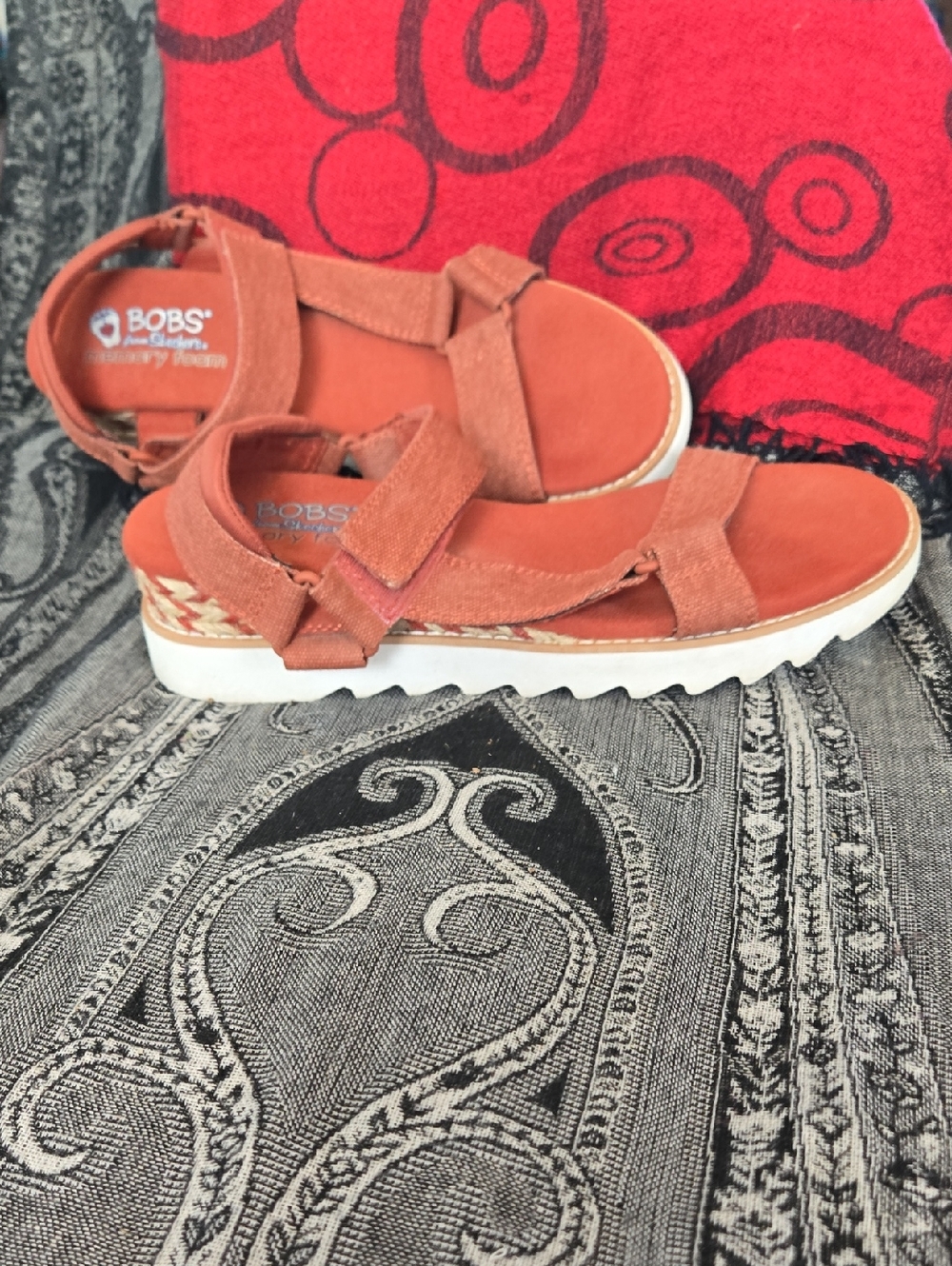 Bob's from Skechers, jute wrapped petite wedge, Beach look, brick red Sandals - Picture 3 of 13